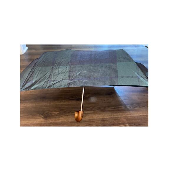EUC Barbour Tartan Compact Umbrella | Green Blue Plaid w/ Wood curved Handle - Picture 4 of 10